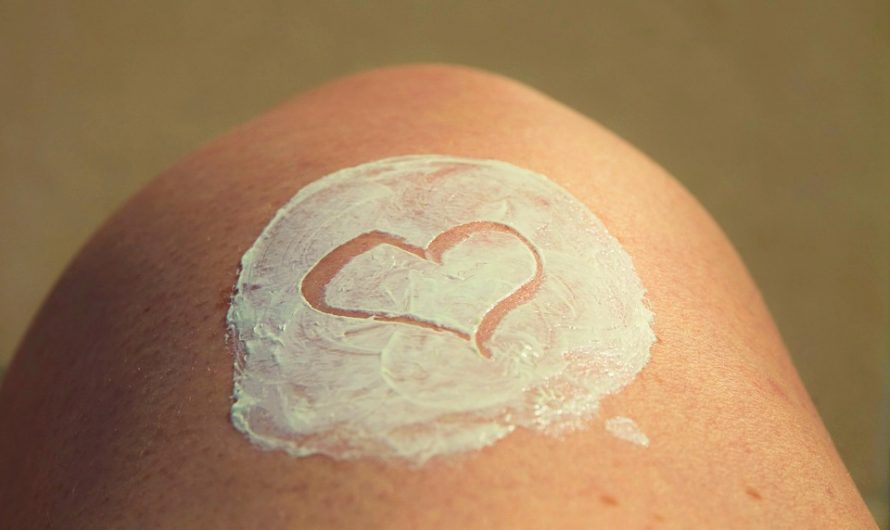 Plus de bain de soleil nu sur la plage; la pudeur est désormais de rigueur