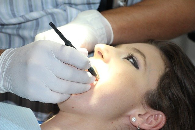 Rien ne vaut un dentiste pour régler vos problèmes de dents